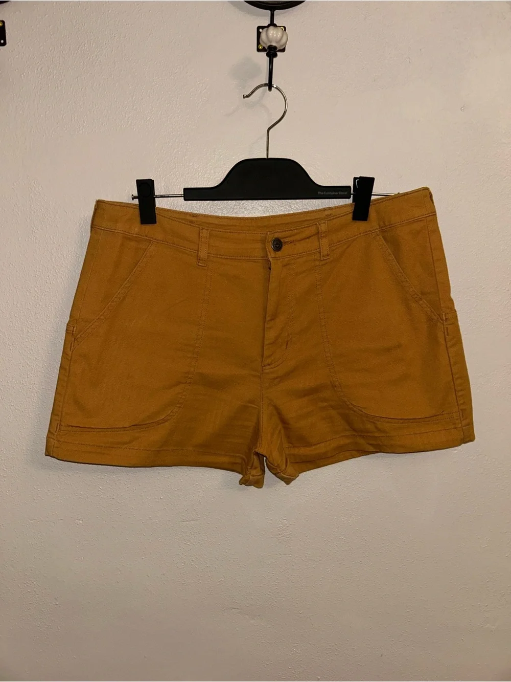 Patagonia Women's Mustard Utility Cargo Shorts